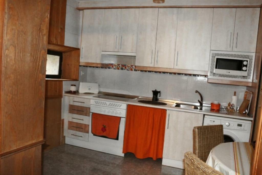 Casa Rural Los 2 Yugos Navaluenga Buitenkant foto