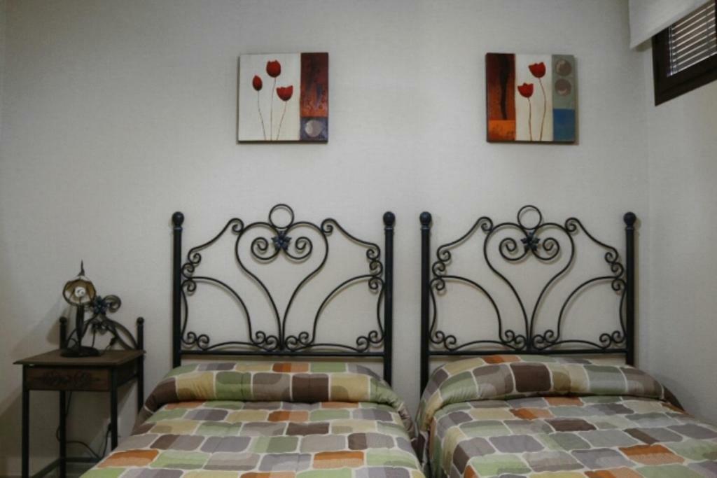 Casa Rural Los 2 Yugos Navaluenga Buitenkant foto